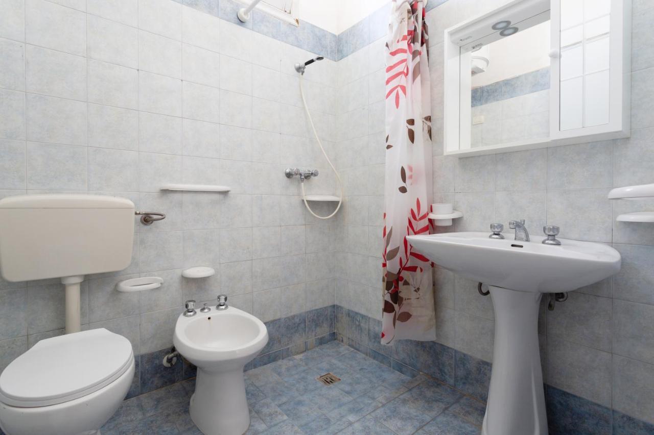 Appartamento Fronte Mare E Spiaggia Torre Mozza Exterior photo